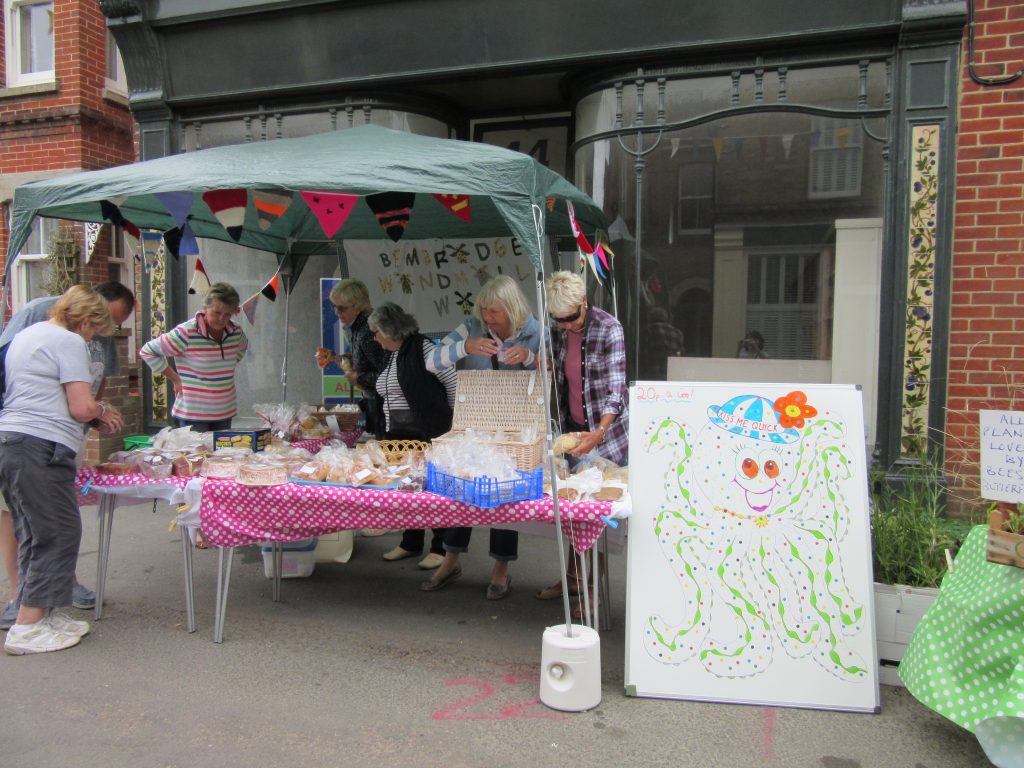 Street Fair 16 - cakes